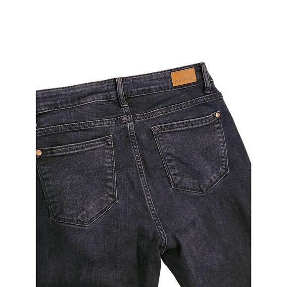 Judy Blue 'Skinny Fit' distressed peek of cheetah women black jeans 5/27 (27x26) - Picture 8 of 10